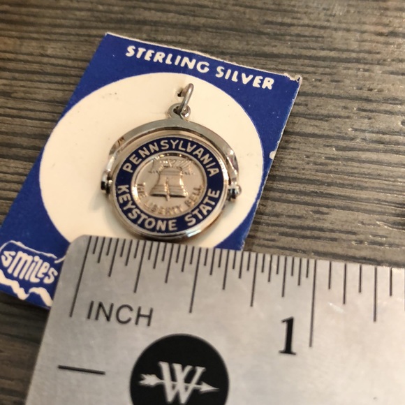 Vintage Sterling Silver Pennsylvania Souvenir Charm - Picture 5 of 9